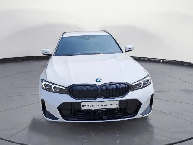 BMW 320 320d M-Sport Touring xDrive