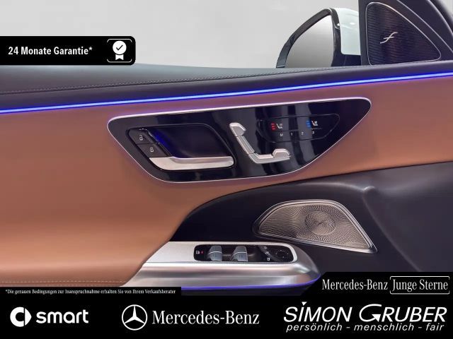 Mercedes-Benz E 300 4MATIC