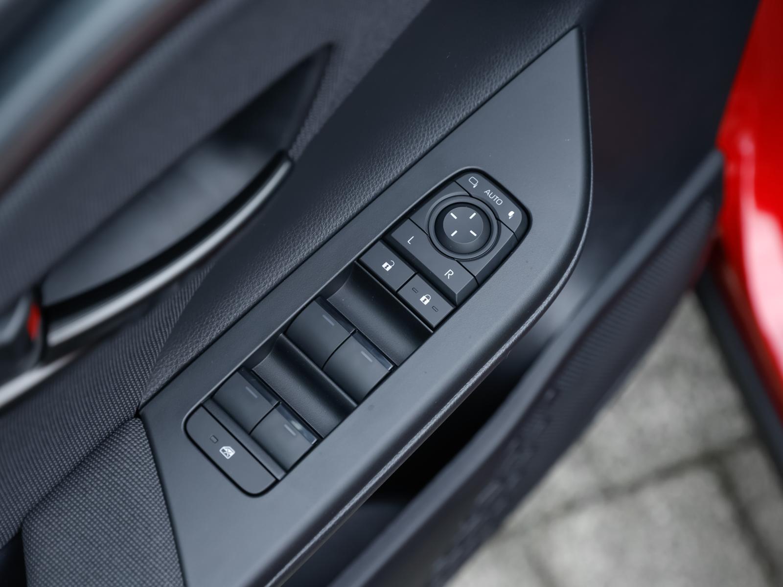 Toyota C-HR 5-deurs Team D Technik