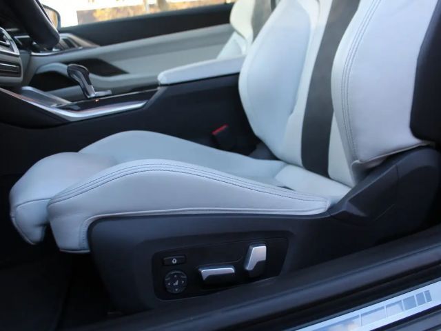 BMW M4 Cabrio Competition xDrive