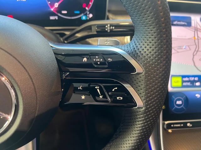 Mercedes-Benz C 180 AMG Line Sedan