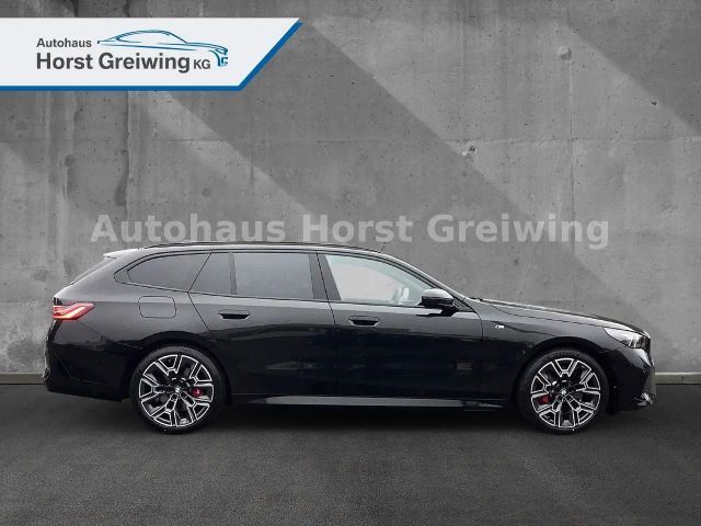 BMW 520 520d M-Sport Touring xDrive