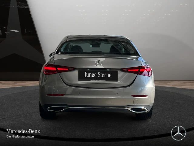 Mercedes-Benz C 180 AVANTGARDE Sedan