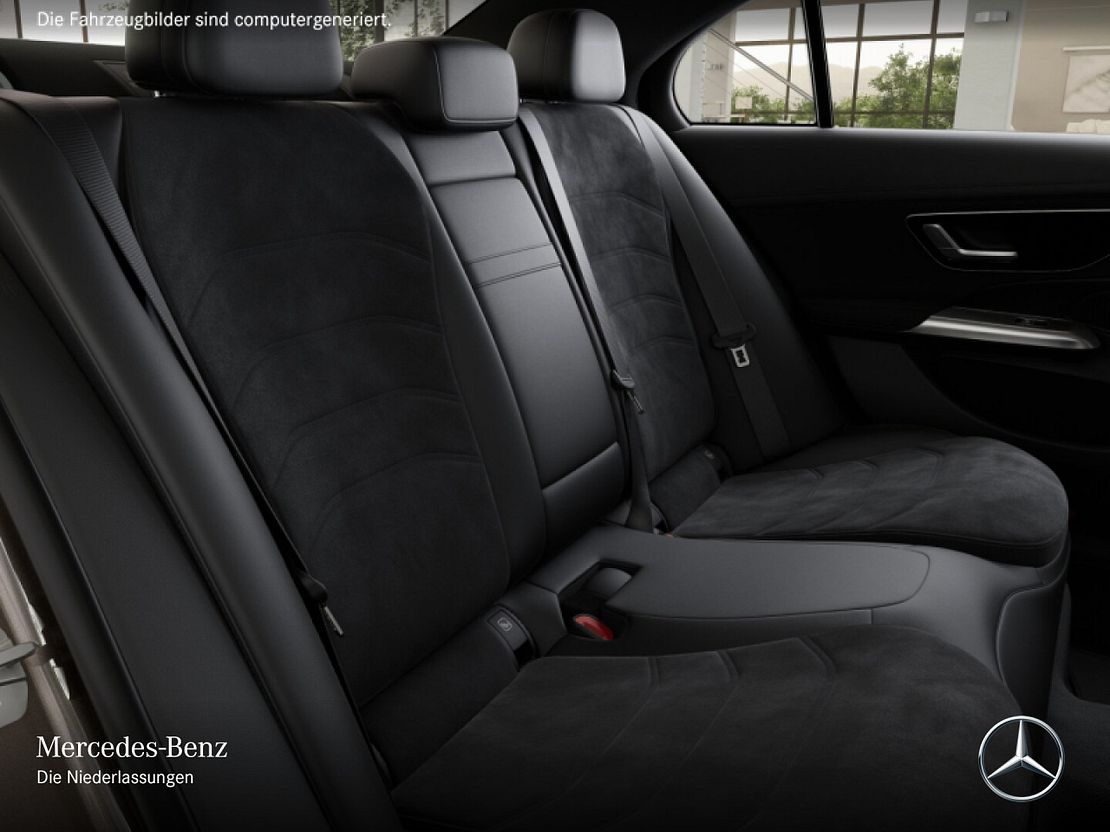 Mercedes-Benz E 200 4MATIC AMG Line Sedan