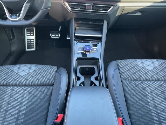 Volkswagen Tiguan BLACK+MATRIX+APP+DAB+AHK+HUD+PANO