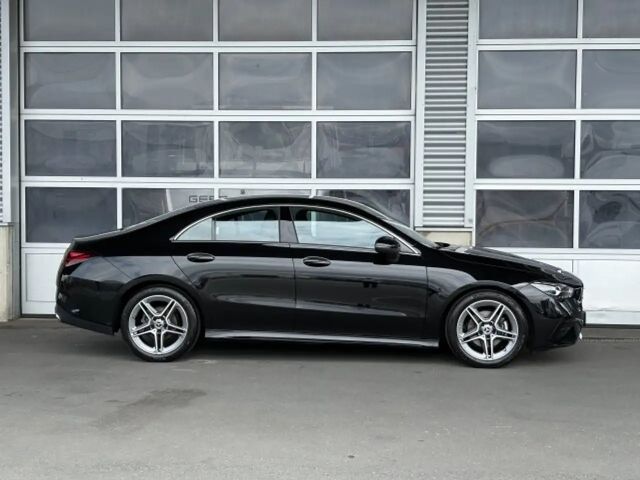 Mercedes-Benz CLA 200 AMG Line Coupé