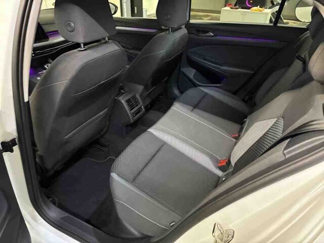 Volkswagen Golf 1.5 TSI Golf VIII IQ.Drive