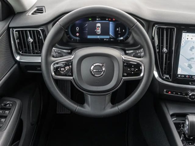 Volvo V60 Cross Country AWD Plus