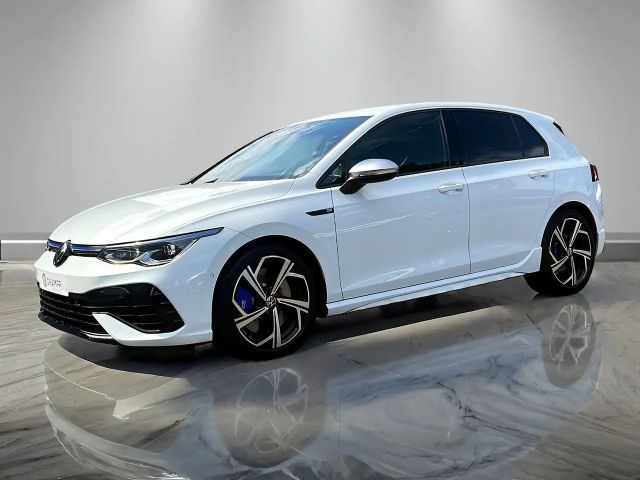 Volkswagen Golf "R" +DCC+AKRAPOVIC+LEDER+MATRIX+ASSISTS+