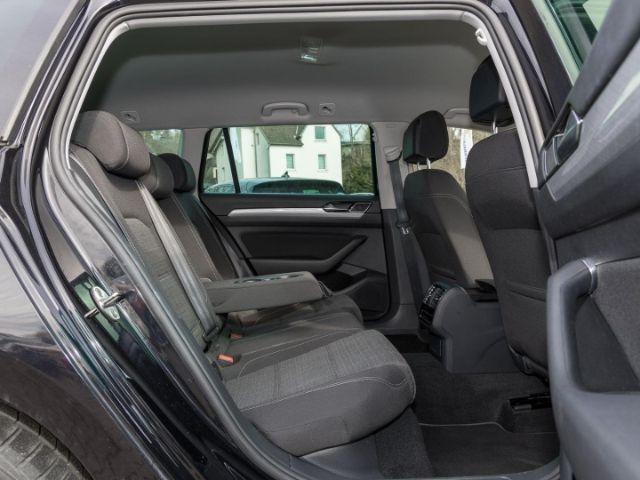 Volkswagen Passat 1.5 TSI Business DSG Variant