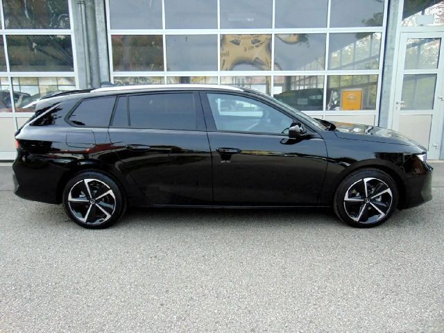 Opel Astra Elegance Sports Tourer