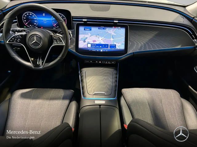 Mercedes-Benz E 200 AVANTGARDE Estate