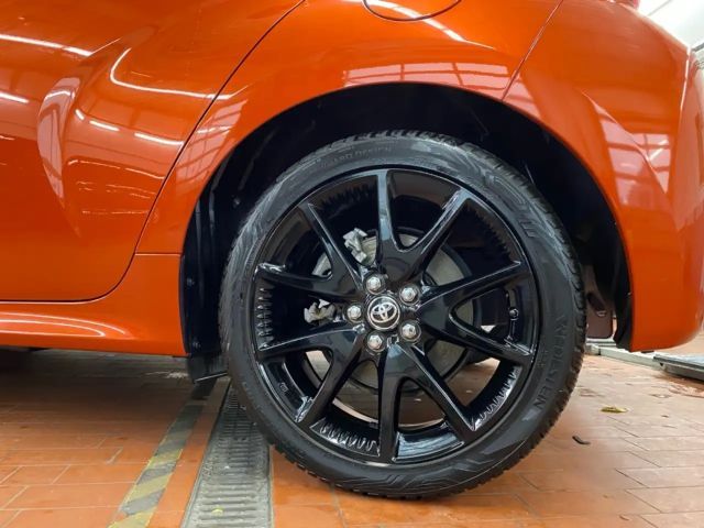 Toyota Yaris Hatchback Hybride Style