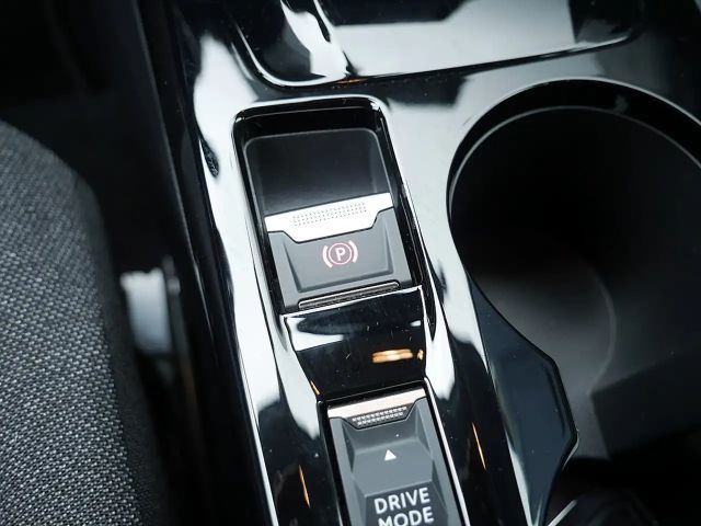 Peugeot E-2008 Active Pack