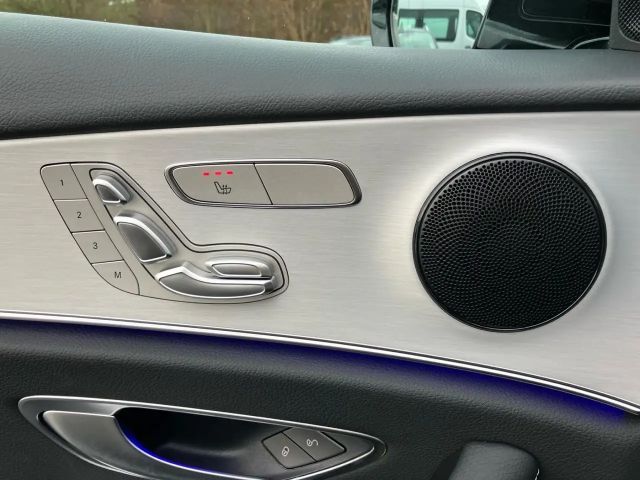 Mercedes-Benz E 220 AMG Line E 220 d Estate