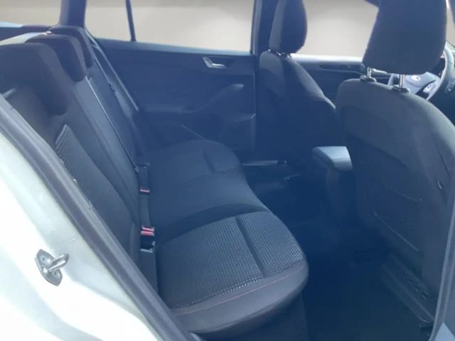 Ford Focus ST Line Wagon