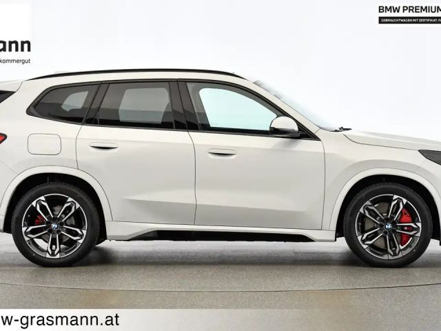 BMW iX1 xDrive30