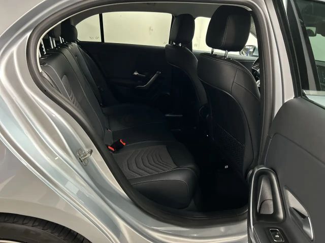 Mercedes-Benz A 180 Hatchback