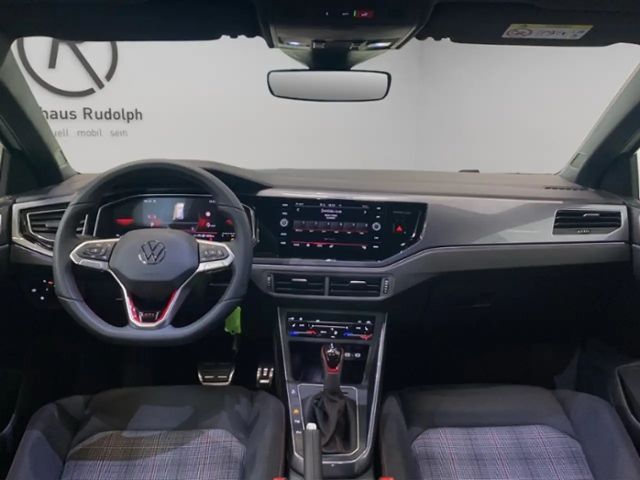 Volkswagen Polo 2.0 TSI DSG GTI