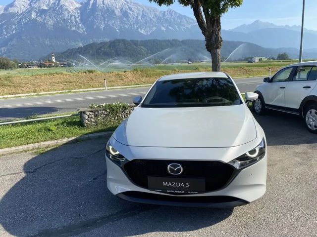 Mazda 3 4WD SkyActiv