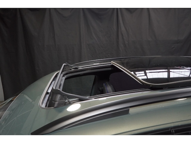 Volkswagen Tiguan 2.0 TSI IQ.Drive R-Line