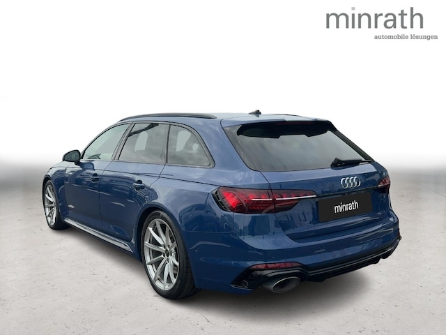 Audi RS4 Avant Quattro