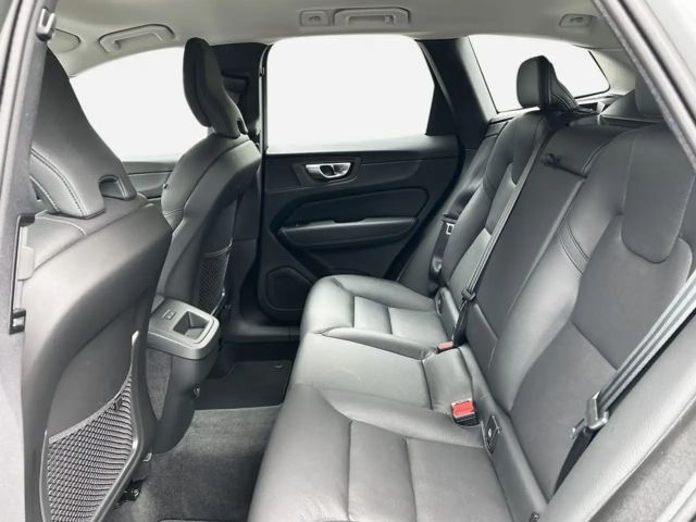 Volvo XC60 AWD Core