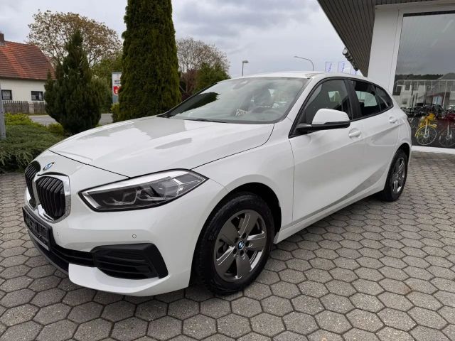 BMW 116 116i Sedan