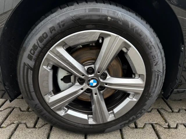 BMW 220 220i Active Tourer