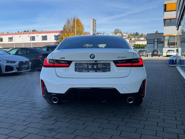 BMW 330 Sedan