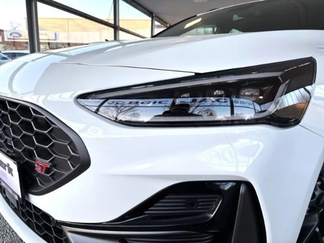 Ford Focus EcoBoost ST Line Wagon