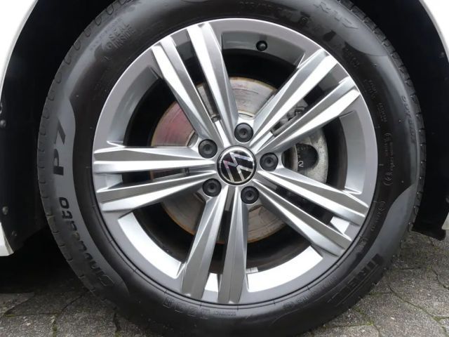 Volkswagen Passat 4Motion R-Line Sport Variant