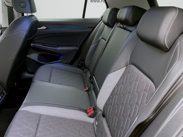 Volkswagen Golf 1.5 TSI