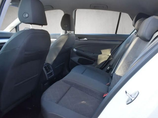 Volkswagen Golf 1.0 TSI Life