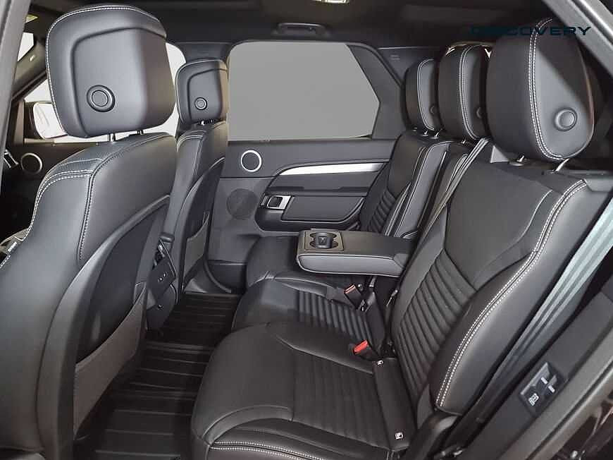 Land Rover Discovery D300 Dynamic SE