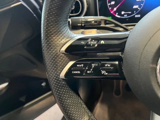 Mercedes-Benz C 220 AMG Line C 220 d Sedan