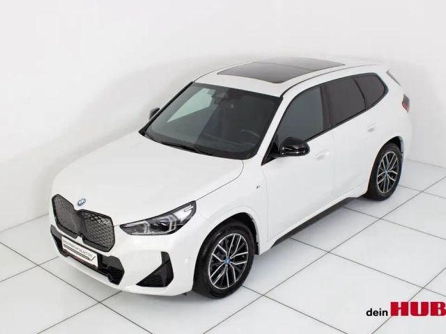 BMW iX1 xDrive30