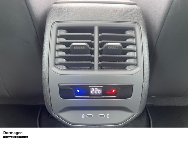 Seat Leon 1.5 eTSI DSG FR-lijn Sportstourer