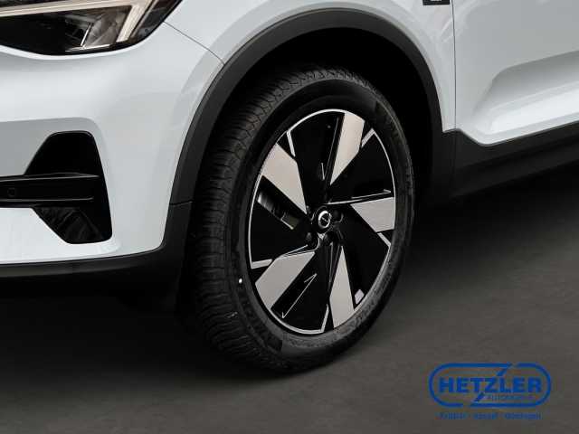 Volvo XC40 AWD Plus Recharge Twin Engine