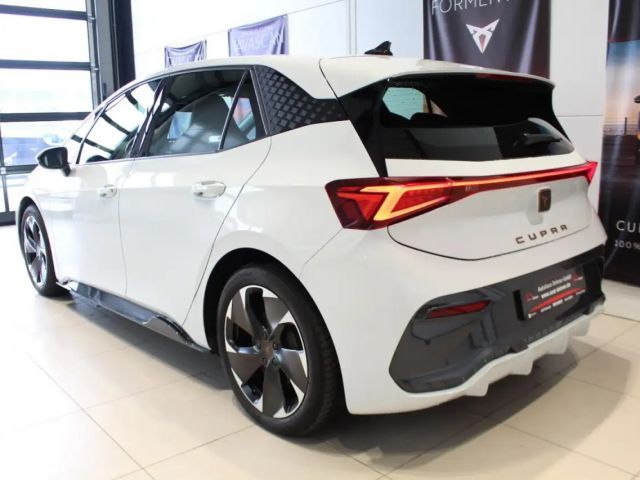 Cupra Born 204PS/62kWh CARPLAY+SHZ+GJR+PDC+LED+KEYLESS Klima