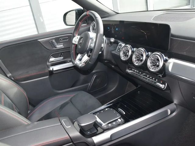 Mercedes-Benz GLB 35 AMG 4MATIC AMG Line