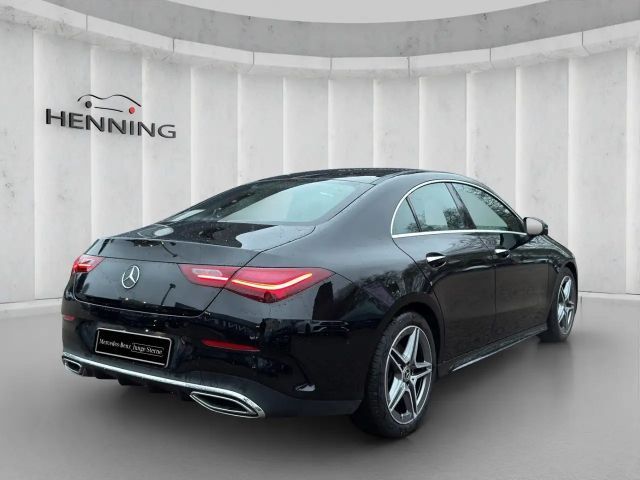 Mercedes-Benz CLA 200 AMG Line Coupé