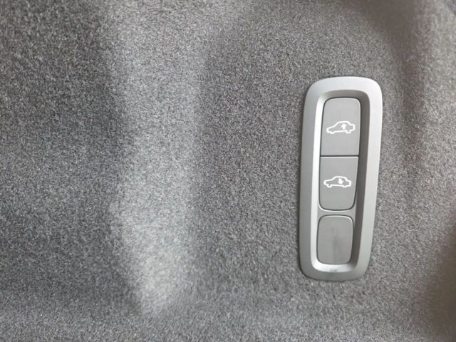 Volvo XC60 AWD Dark Ultimate