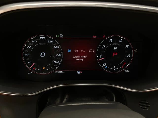 Jaguar F-Pace AWD SVR