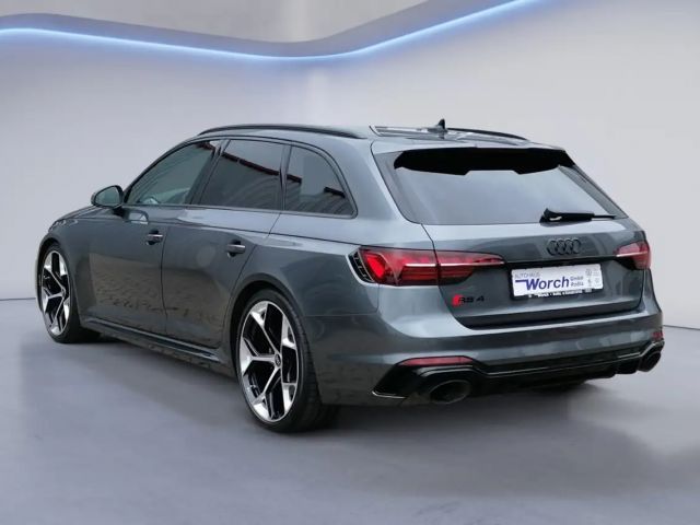 Audi RS4 Competition