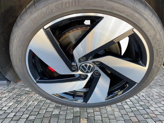 Volkswagen Golf DSG GTI