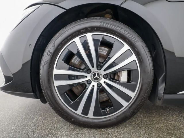 Mercedes-Benz EQE 300 Sedan