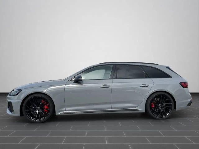 Audi RS4 PANO B&O MATRIX HUD MMI KERAMIK SHZ