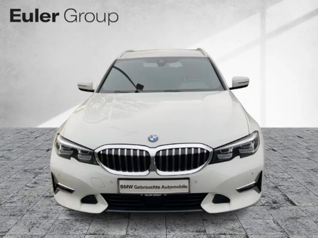 BMW 320 320d Touring xDrive