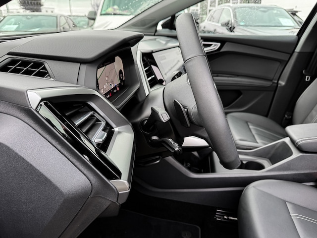 Audi Q4 e-tron SUV 45 e-tron Audi Q4 e-tron